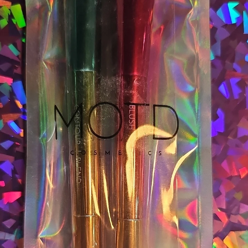MOTD Pink & Teal Party Brush Set with Gold Accents